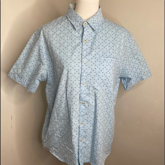 LevelTen Other - LEVELTEN MENS SHORT SLEEVE BUTTON DOWN